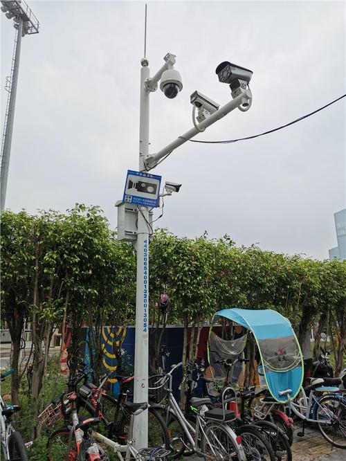 户外监控变径杆